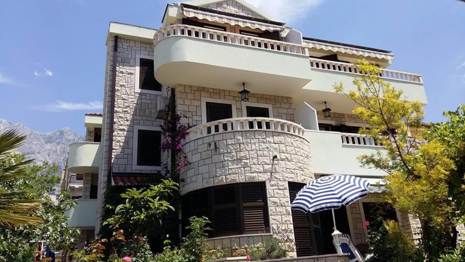 Guesthouse Mario&Marina Makarska Zewnętrze zdjęcie
